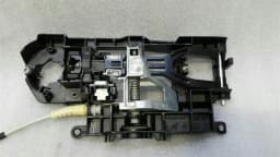 BMW BMW 5 Series F10 528i RHD FLH Door Handle Carrier 7175649 Right Hand Drive — thumbnail 3