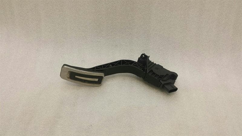 AUDI AUDI A3 8V FACELIFT RHD gas pedal (electrical) 5Q2723503D right hand drive
