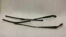 AUDI AUDI A3 8V FACELIFT RHD wiper arm set 8V2955408 right hand drive — thumbnail 1