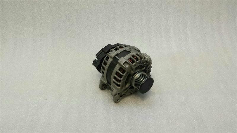 AUDI Audi A3 8V facelift alternator 03L903023K alternator 140A