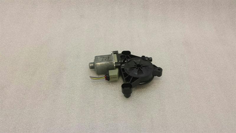 AUDI Audi A3 8V RLH door window motor 5Q0959801 power window motor rear left