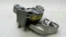 MERCEDES-BENZ Mercedes GLA X156 Gearbox Mount A2462400617 Gearbox Mount — thumbnail 1