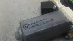 MERCEDES-BENZ Mercedes W205 right door window motor A0009066206 window regulator motor right — thumbnail 5