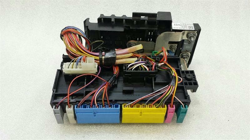 MERCEDES-BENZ Mercedes GLA X156 Fuse Box A2465402050 Fuse Box 220 CDI