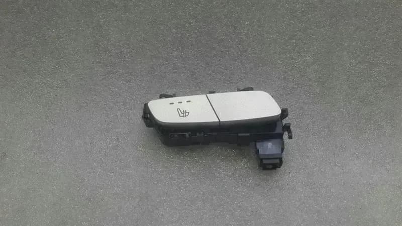 Mercedes W205 Left Seat Switch A2139057302 Seat Heater Switch Left Coupe