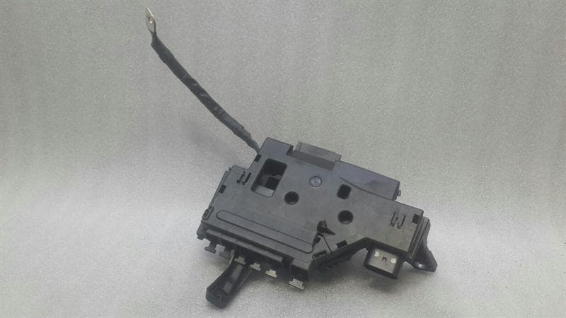 Mercedes C Class W205 Fuse Box A2055407011 Fuse Box Relay