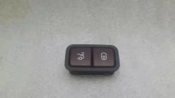 MERCEDES-BENZ Mercedes C Class W205 W220 W215 Boot Switch A2208211479 Tailgate Switch — thumbnail 4