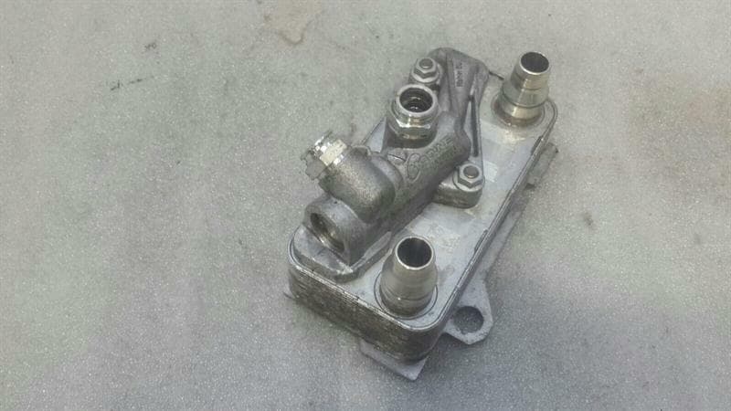 Mercedes C Class W205 Gearbox Oil Cooler A0995002500 Gearbox Oil Cooler 2.1D