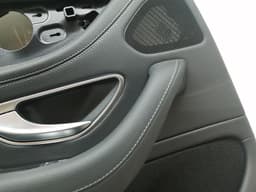 MERCEDES-BENZ Mercedes CLS W257 door card rear left A2577302900 door panel rear left — thumbnail 2