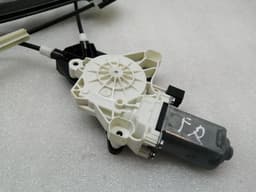 MERCEDES-BENZ Mercedes CLS W257 Right Front Door Winder A2577204809 Window Regulator Front Right — thumbnail 3