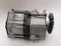 MERCEDES-BENZ Mercedes CLS C257 W257 oil pump A6541802501 oil pump oil auxiliary pump — thumbnail 4