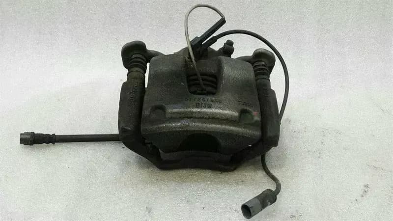 BMW BMW X1 F48 Right Front Caliper 6860268 Brake Caliper Front Right
