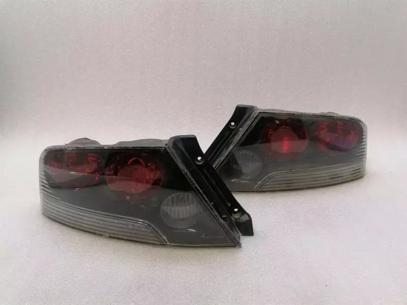 MITSUBISHI Mitsubishi Evolution VII 7 EVO Rear Light Stanley P2826R Tail Light Set OEM