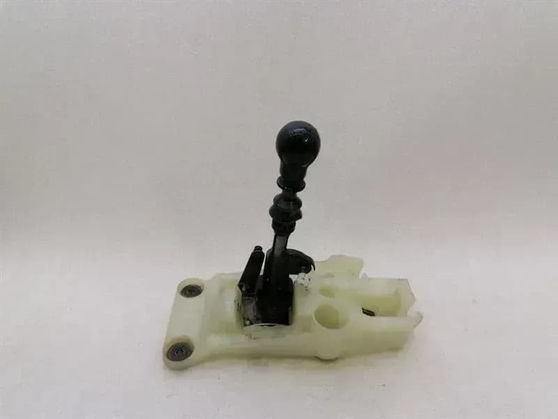 Mitsubishi Lancer Evolution VII 7 EVO Gear Selector MR410262 Shift Linkage