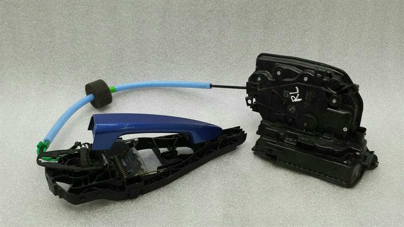 BMW BMW X1 F48 rear left door lock 7281943 door lock rear left complete