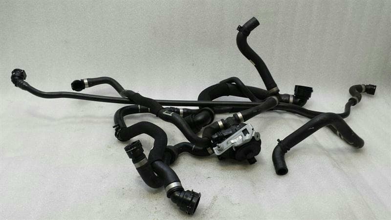 BMW BMW X1 F48 additional cooling pump 8486848 coolant pump pump
