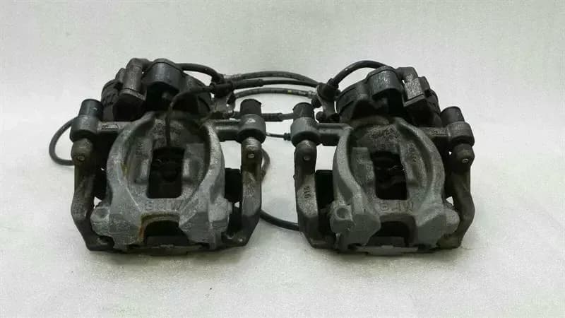 BMW BMW X1 F48 rear caliper set 6860397 brake caliper rear set left + right