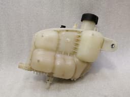 BMW BMW X1 F48 Expansion Tank Reservior 7617362 Expansion Tank Coolant — thumbnail 2