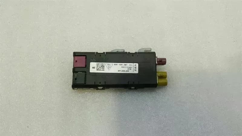 PORSCHE Porsche Boxster 718 Aerial / Antenna 9P1035225 Antenna Booster