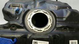 PORSCHE Porsche Boxster 718 RHD Fuel Tank 9P1201022E Right Hand Drive — thumbnail 3
