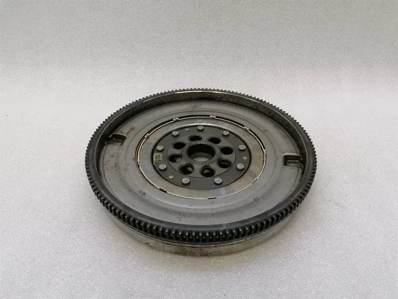 Mercedes A35 AMG W177 Flywheel A2600300000 flywheel