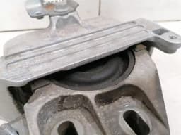 MERCEDES-BENZ Mercedes A Class W177 Gearbox Mount A2472403200 Transmission Holder — thumbnail 2