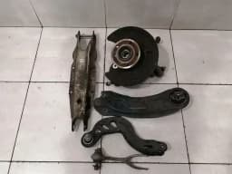 MERCEDES-BENZ Mercedes A Class W176 A45 AMG RRH Hub A1763500600 Wheel Bearing Housing Rear Right — thumbnail 1