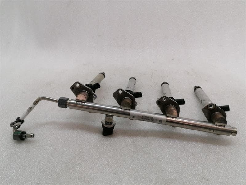MERCEDES-BENZ Mercedes A Class W176 Fuel Line A2700701995 Fuel Line