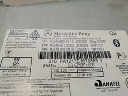MERCEDES-BENZ Mercedes A Class W176 COMAND CD player A2469000412 audio system controller FAULTY! — thumbnail 6