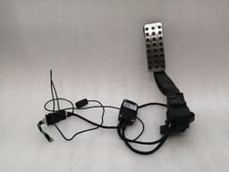 MERCEDES-BENZ Mercedes A Class W176 gas pedal A2463001904 accelerator gp1 accelerator pedal box — thumbnail 1