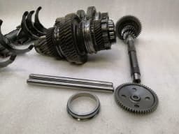 MERCEDES-BENZ Mercedes A45 AMG DCT DKG W176 GEARBOX PARTS A2462500701 GEARBOX PARTS — thumbnail 3