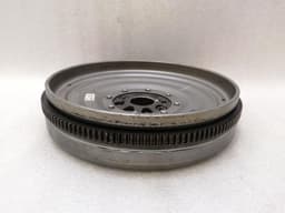 MERCEDES-BENZ MERCEDES A W176 A45 AMG Clutch Disc Flywheel A1330300005 Flywheel M133 — thumbnail 3