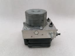 MERCEDES-BENZ Mercedes GLA45 AMG X156 A.B.S pump A1764310300 ABS pump HYDRAULIC BLOCK AMG — thumbnail 5