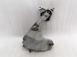 MERCEDES-BENZ Mercedes GLA45 AMG X156 Engine Mount Set A2702230002 Engine Holder M133 — thumbnail 2