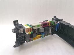 MERCEDES-BENZ Mercedes CLA W117 C117 Fuse Box A2465400140 Fuse Box — thumbnail 4