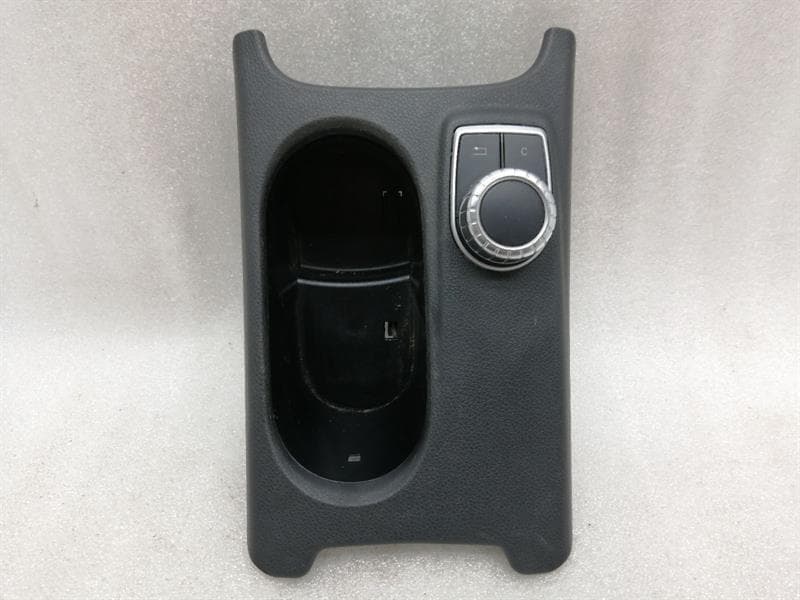 Mercedes GLA X156 Switch + RHD Cover A2469001309 RHD Cover + Switch