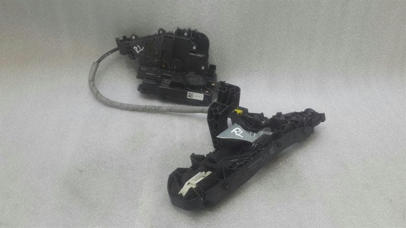 MERCEDES-BENZ Mercedes W205 door lock rear LH A0997304100 door lock rear left