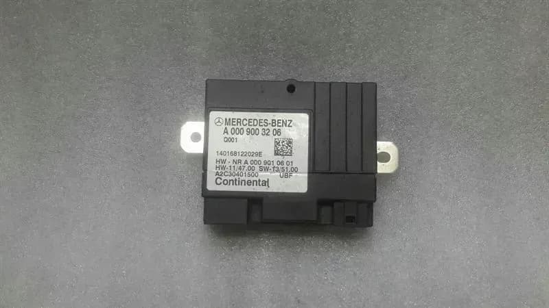 Mercedes C Class W205 Fuel Pump Module A0009003206 Fuel Pump Control Unit.