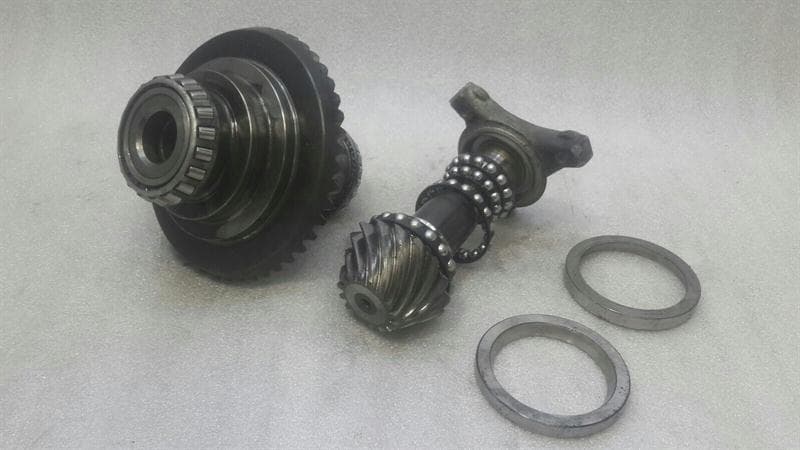MERCEDES-BENZ Mercedes C Class W205 Rear Diff A2053501600 Rear Differential Ratio 3.06 CGI