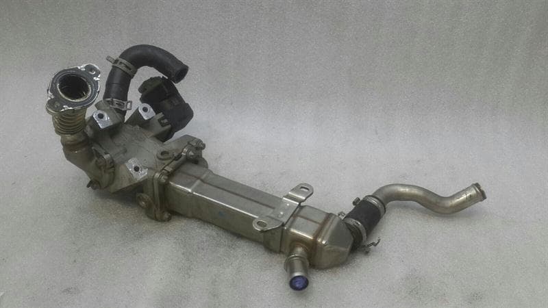 MERCEDES-BENZ 2014 MERCEDES C Class W205 EGR Cooler A2741420519 EGR Exhaust Gas Recirculation M274