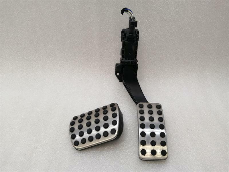 MERCEDES-BENZ Mercedes A Class W177 A35 AMG Gas Pedal (Electrical) A177002100 Accelerator Pedal