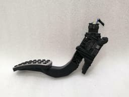MERCEDES-BENZ Mercedes A Class W177 A35 AMG Gas Pedal (Electrical) A177002100 Accelerator Pedal — thumbnail 4
