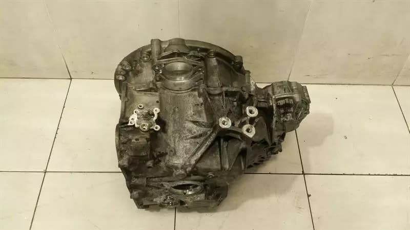 MERCEDES-BENZ Mercedes A45 AMG W176 Gearbox Case A2462705000 Transmission Home M133