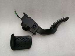 MERCEDES-BENZ Mercedes A45 AMG W176 Throttle Pedal (Electrical) A2463001904 Throttle Pedal — thumbnail 6