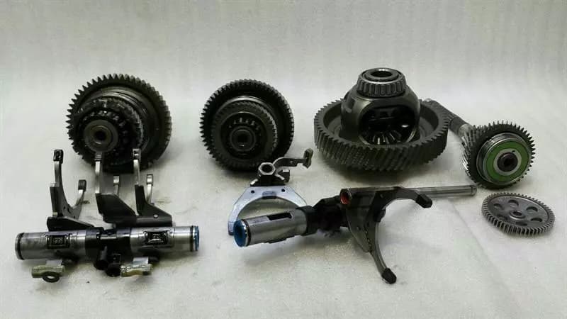 MERCEDES-BENZ Mercedes A45 AMG W176 Gearbox Differential Set A2463302000 Balancing Transmission