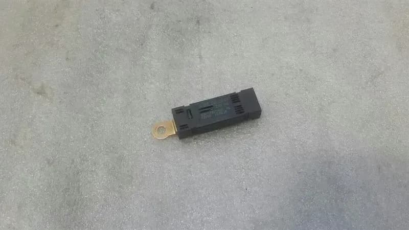 Mercedes SLC R172 MOPF Aerial Antenna A2058202200 Antenna Suppression Filter