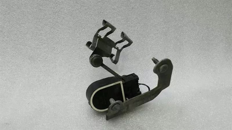 MERCEDES-BENZ Mercedes C W205 RRH Level Sensor A22290503 Rear Right Level Regulation