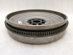 MERCEDES-BENZ Mercedes A45 AMG DCT DKG W176 Flywheel A1330300105 flywheel M133 — thumbnail 3