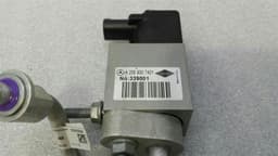 MERCEDES-BENZ Mercedes C Class W205 Air Condition Valve A2058307401 Shut Off Valve — thumbnail 8