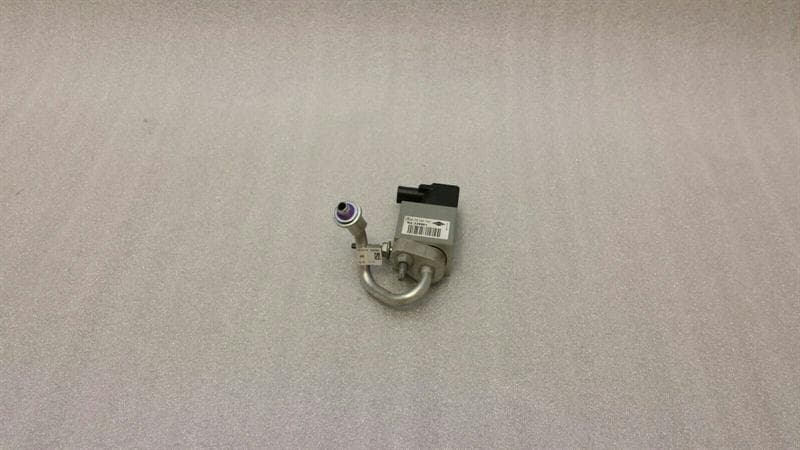 MERCEDES-BENZ Mercedes C Class W205 Air Condition Valve A2058307401 Shut Off Valve